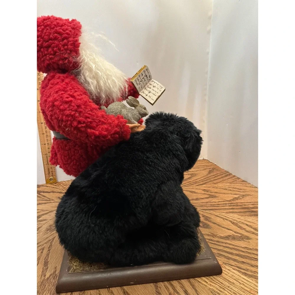 Woodland Christmas Unisex Unbranded Santa with Bear Figurine 14in Red Green